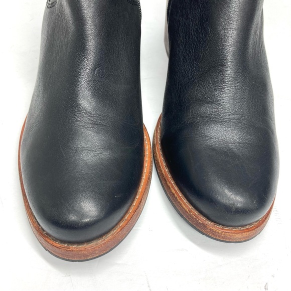 Clarks Women's Clarkdale Dawn Black Leather Boots 9m Wood Tone Soles Zip Closure - Picture 6 of 15